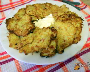 Картофельные оладьи с беконом