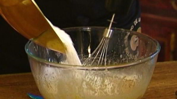 медовые оладьи с имбирем, гвоздикой и корицей