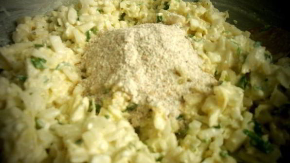 оладушки из китайской капусты с брынзой