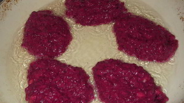 оладьи из вареной свеклы