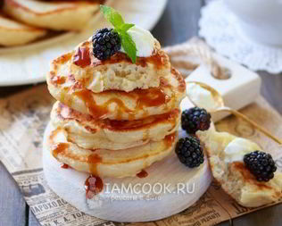 Оладьи на воде с яйцами