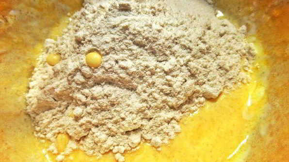 оладьи с черникой и шоколадом