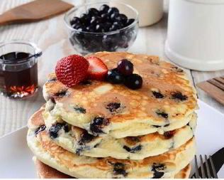 Оладьи с черникой