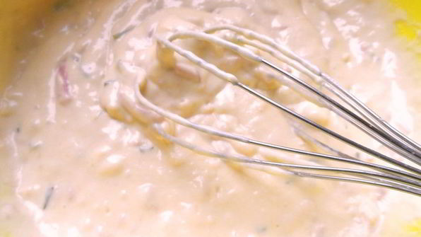 оладьи с сыром и колбасой