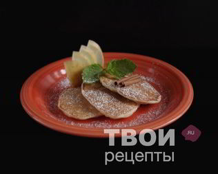 Оладьи с яблоком