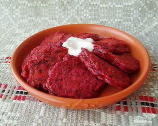 Оладьи свекольные