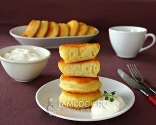 Пышные оладьи на кефире с разрыхлителем