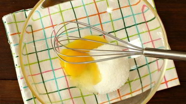 пышные оладьи на кефире с разрыхлителем