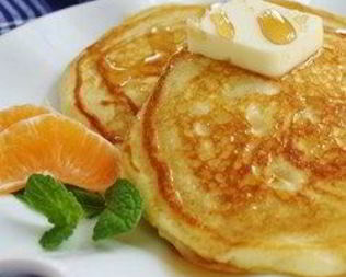 Пышные оладьи на кислом молоке