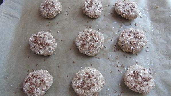 льняное печенье с черносливом