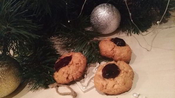 новогоднее печенье с арахисом