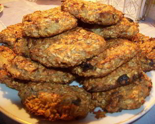 Овсяное печенье с яблоками и ананасами