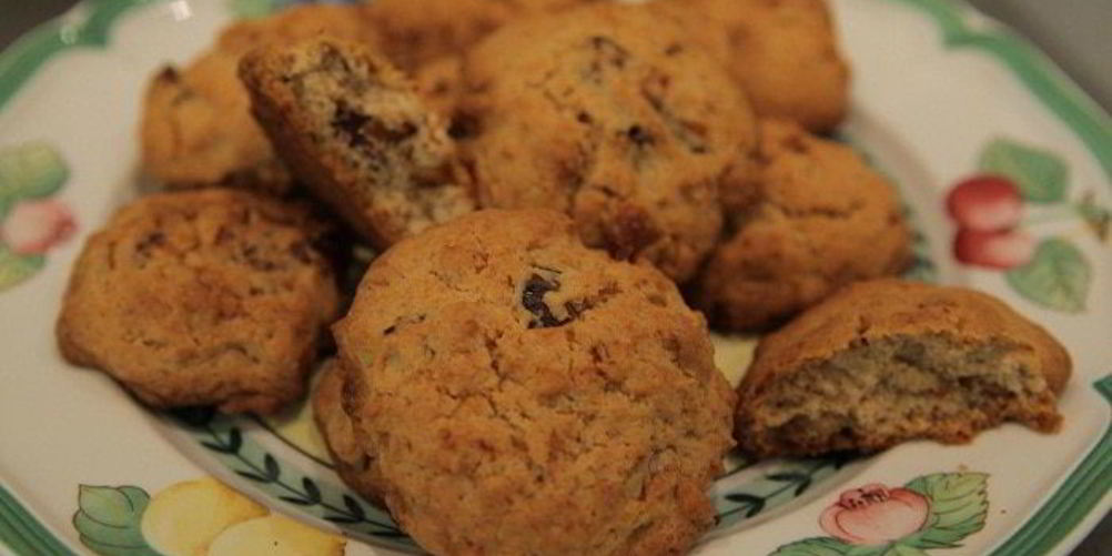 Рецепт печенья с финиками и орехами