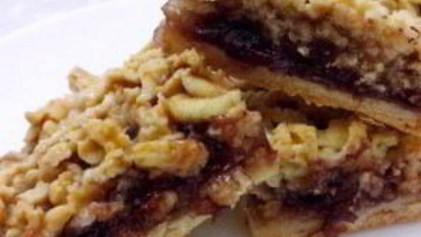 печенье с вареньем и крошкой