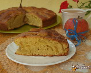 Грушевый пирог на минеральной воде