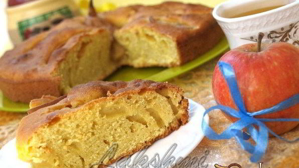 грушевый пирог на минеральной воде