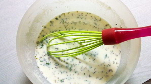 киш с фенхелем, цукини и луком