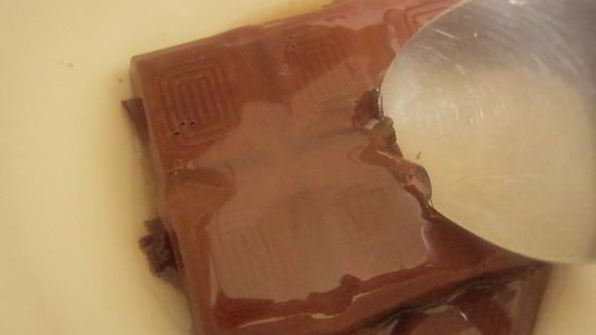 кокосовый пирог со сливочно-шоколадной глазурью