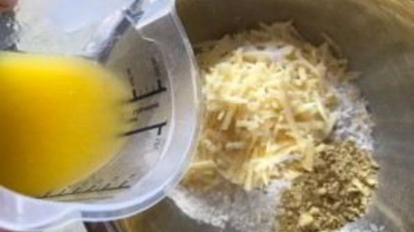 луково-яблочный пирог