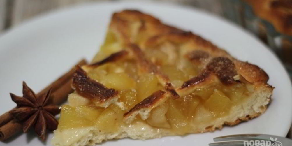 Рецепт пирога из дрожжевого теста с яблоками