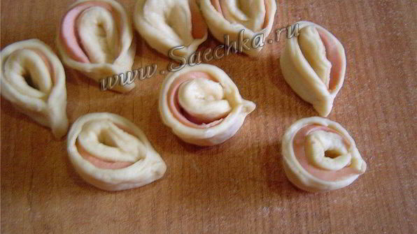 пирог с колбасой