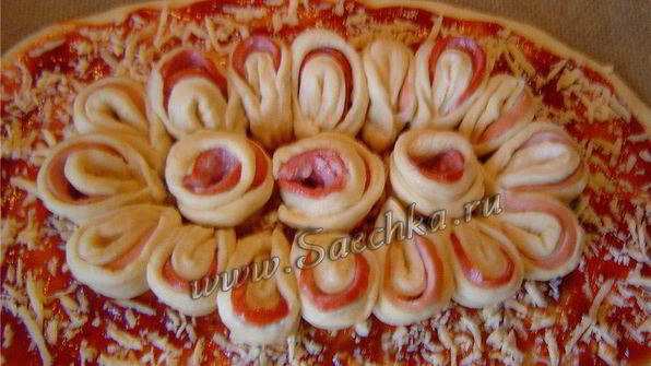 пирог с колбасой