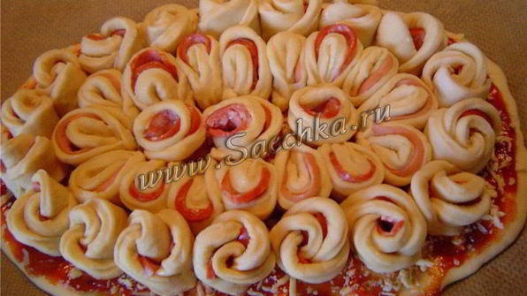 пирог с колбасой