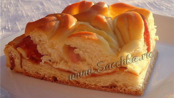 пирог с колбасой