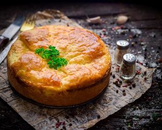 Пирог с куриной печенью