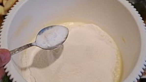 пирог в мультиварке на сметане