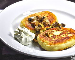 Картофельные пирожки с грибами