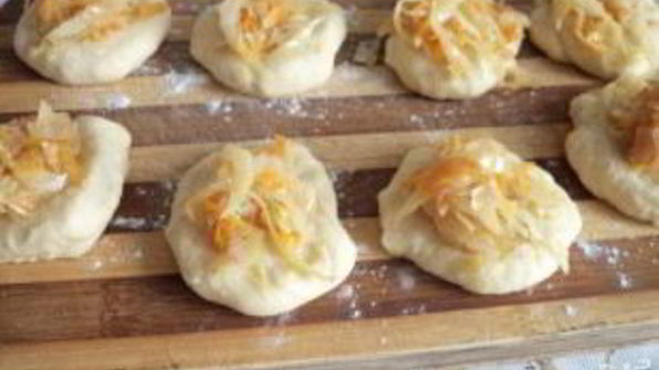 пирожки из готового бездрожжевого теста
