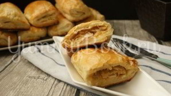 пирожки из слоеного теста