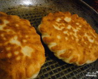 Пирожки на кислом молоке