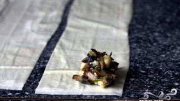 пирожки с грибами и голубым сыром