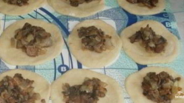 пирожки с груздями