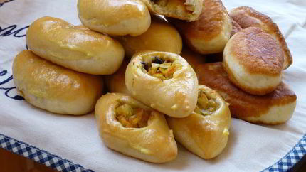 Пирожки с капустой и грибами