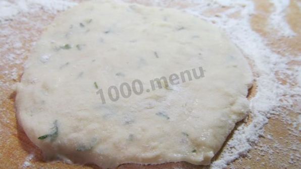 пирожки с курицей на сметане без дрожжей