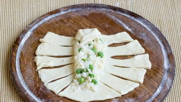 пирожки с рисом и яйцом