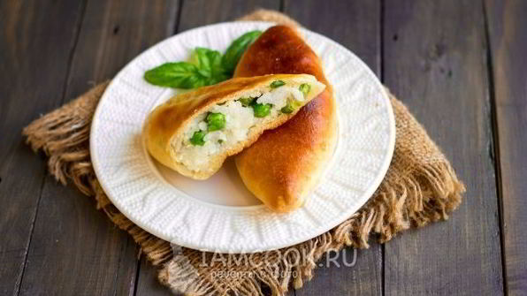 пирожки с рисом и яйцом