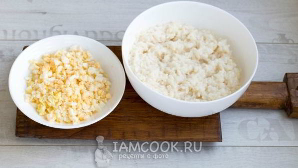 пирожки с рисом и яйцом