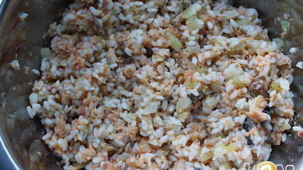 пирожки с рыбой и рисом в хлебопечке