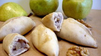 Постные пирожки на кокосовом тесте с грушево-ореховой начинкой