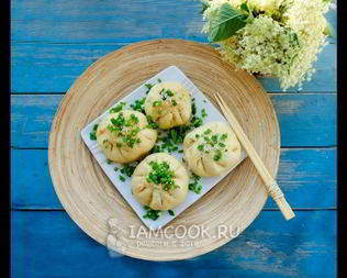 Вегетарианские пирожки баоцзы с капустой и грибами