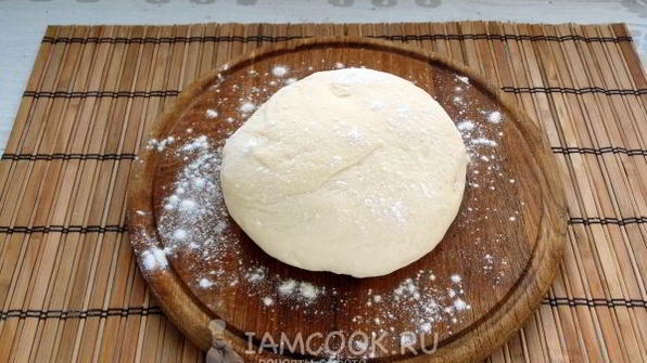 вегетарианские пирожки баоцзы с капустой и грибами