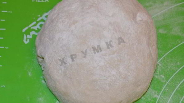 жареные пирожки с луком и яйцом на кефире