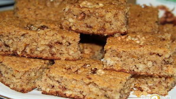 апельсиновый брауни с грецкими орехами