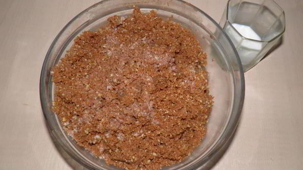 домашнее пирожное картошка из сухарей со сгущенкой