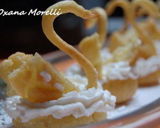 Пирожное Гуси-Лебеди