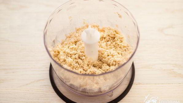 пирожное с ореховым кремом и бананами без выпечки